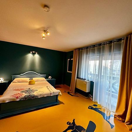 Vila Alsace Podu' Cu Lanturi Bacău Exteriér fotografie