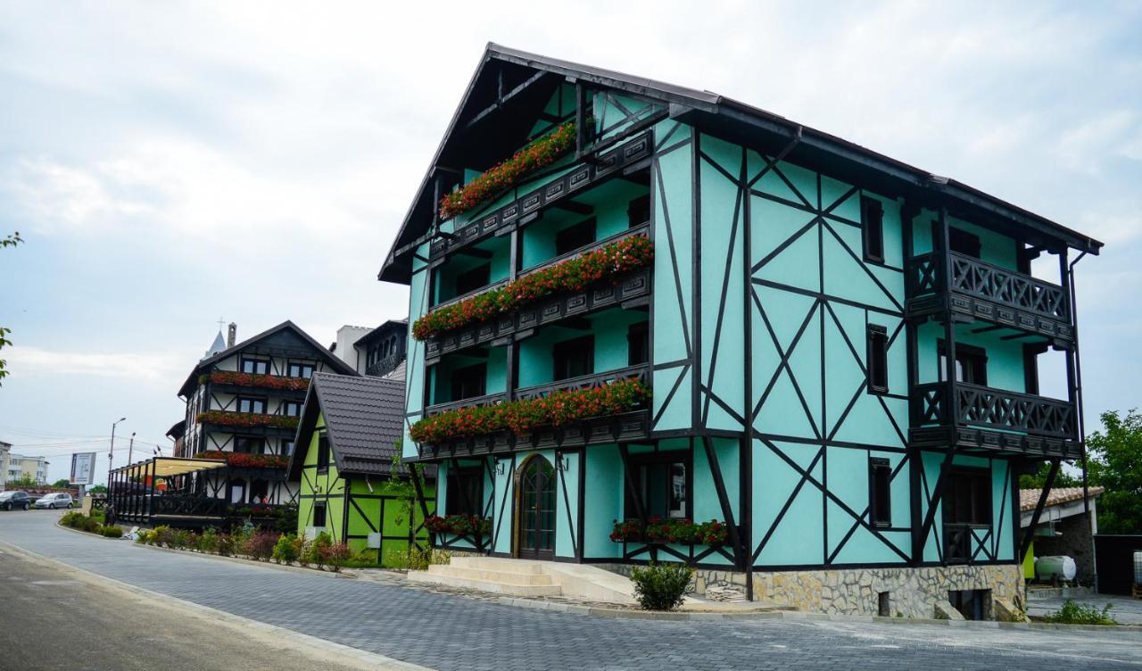 Vila Alsace Podu' Cu Lanturi Bacău Exteriér fotografie